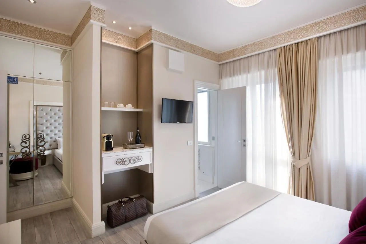Suite Milano Duomo Italy